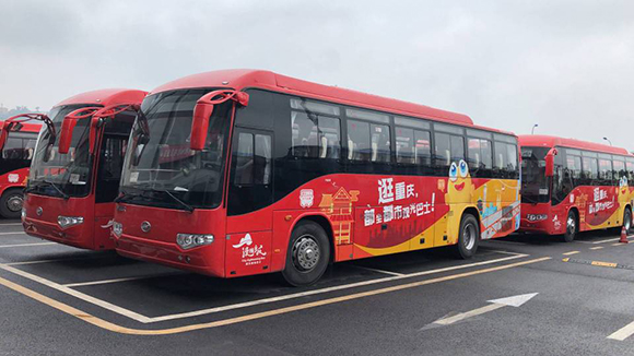 “五一”期间，14台车将投入观光巴士运营。重庆公交集团供图 华龙网发.jpg
