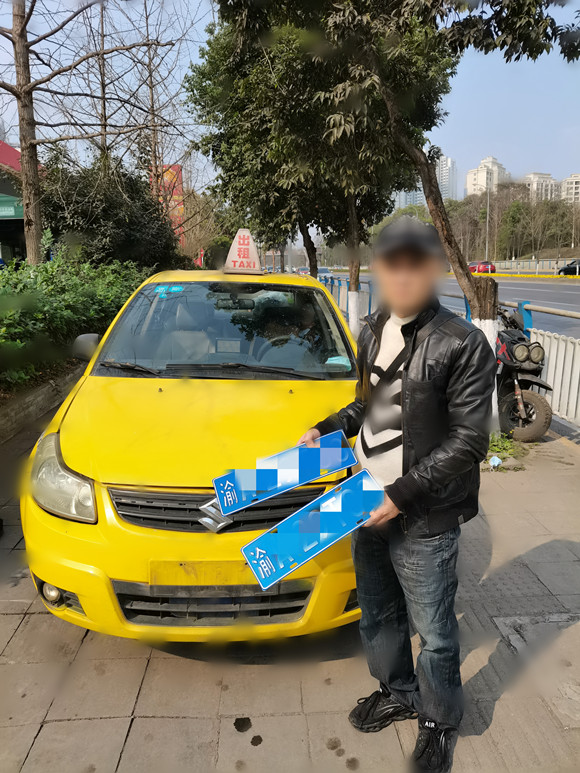 违法驾驶员梁某。江北警方供图 华龙网-新重庆客户端发