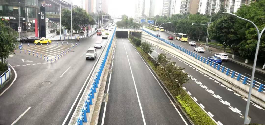 新溉路二期工程全线通车实景图 城发公司供图 新溉路二期工程全线通车实景图 城发公司供图