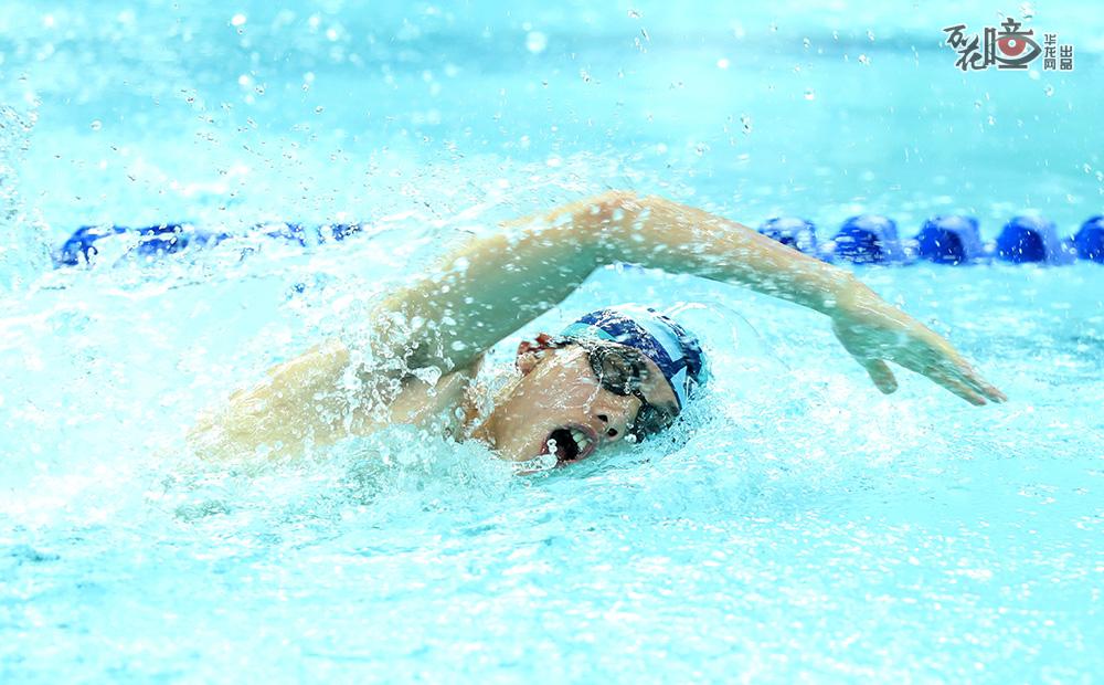开幕式后第二天，8月26日，在天津奥林匹克体育中心游泳跳水馆内，游泳队的林淼和曹艺桐分别参加了S14级男子和女子自由泳的决赛，最终曹艺桐以2分34秒86获得铜牌，同时打破了全国纪录，这也是重庆代表队在本次主赛期的第一枚奖牌。