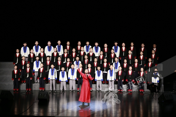 龚琳娜与璧山少儿合唱团音乐会奏响璧山之声