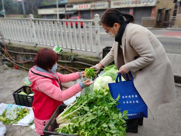 定点供应自助买菜 重庆这些街道切实保障居民"菜篮子"