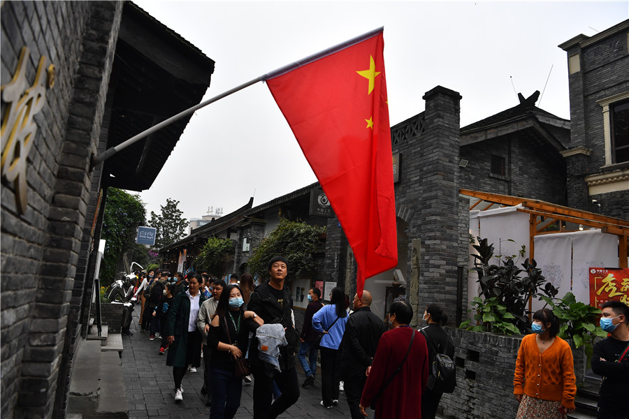 第一视觉|看成渝cp 晒双节喜庆