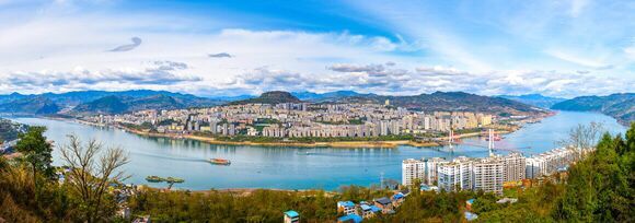 双节同庆游遍重庆97渝东北三峡库区城镇群云阳县的梯城风光