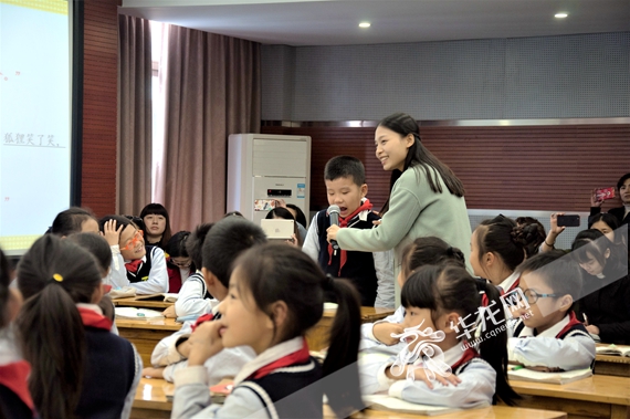 莲光小学学科骨干教师系列报道②伍莹:队课活动缤纷呈现 技能大赛收获